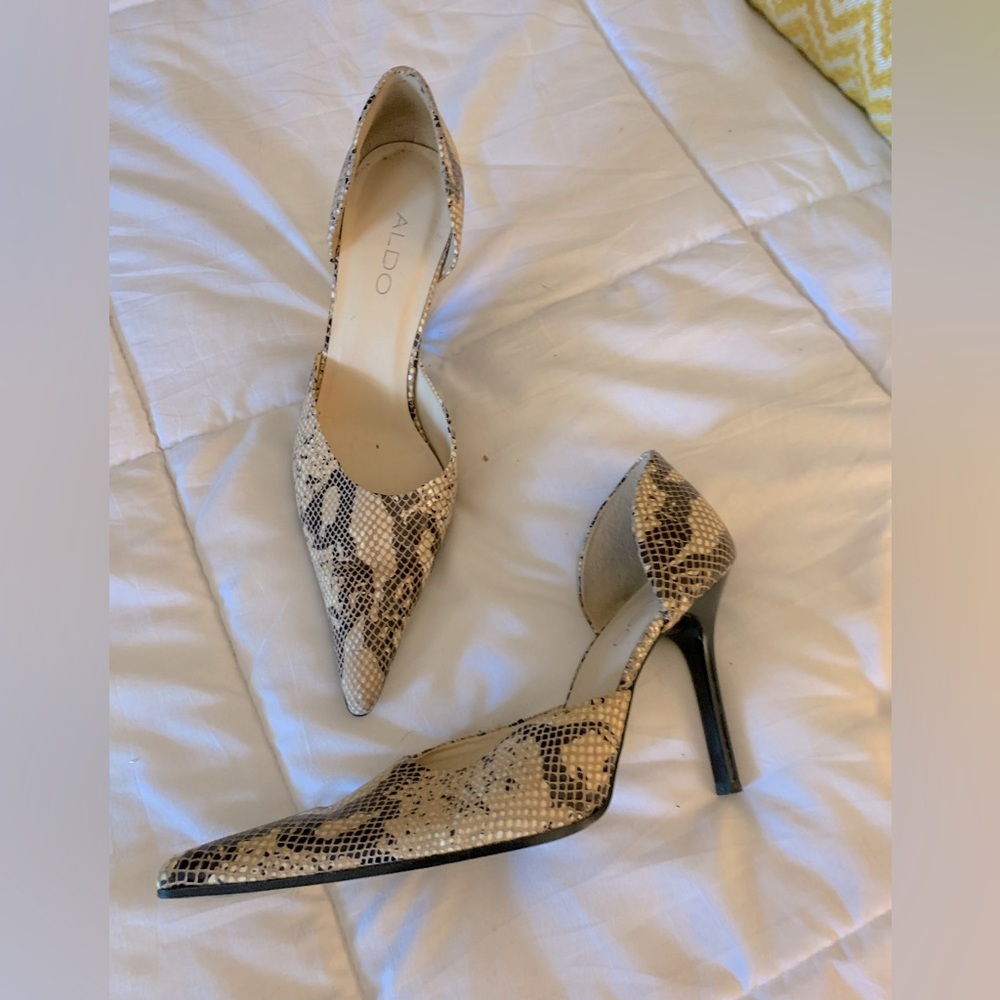 Pointed heel